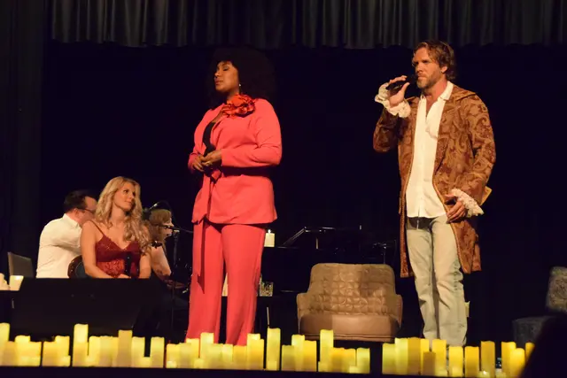 Die beiden Musicalstars Ana Milva Gomes und Markus Neugebauer nahmen ihr Publikum in der Stadthalle Fürstenfeld mit auf eine sehr persönliche Reise durch die glanzvolle Welt des Musicals. | Foto: Elisabeth Kloiber/MeinBezirk
