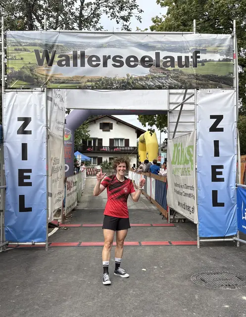 Marja-Liisa Starkmann im Ziel des 10 Kilometer Ruperti-Laufes. | Foto: LAG Ried