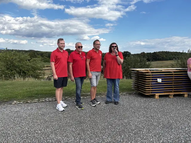 SPÖ-Landesgeschäftsführer Kevin Friedl, Bürgermeister Kurt Wagner, Landtagsabgeordneter Jürgen Dolesch und Bezirksgeschäftsführerin Michaela Riederer (von links).  | Foto: Elisabeth Kloiber/MeinBezirk