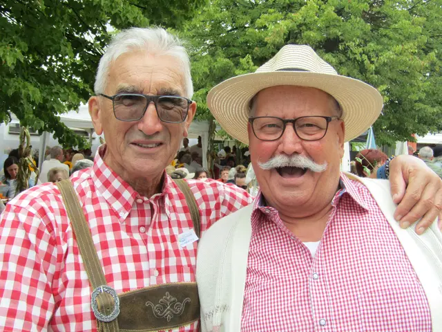 Treffen der Exilkönigsdorfer Rudolf Unger und Josef Fischl.