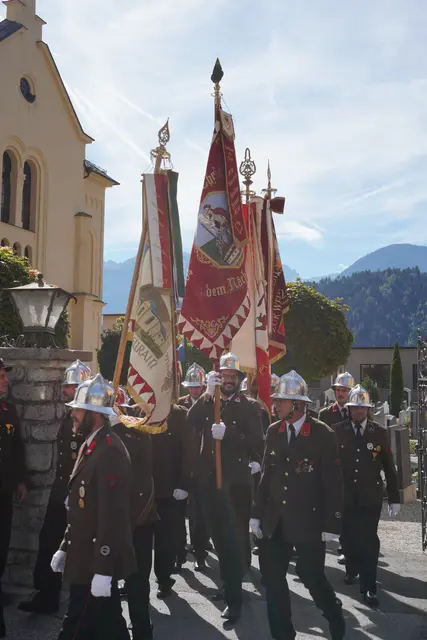Das Jubiläumswochenende wurde zum Treffpunkt für Feuerwehr, Bevölkerung und Gäste aus den Nachbargemeinden. Besonders am Sonntag sorgten zahlreiche Stationen und Vorführungen für reges Interesse. | Foto: Georg Larcher / MeinBezirk