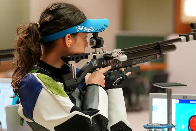 Alina Erhart (SG Söller Sportschützen) schoss sich unter 25 TeilnehmerInnen beim Luftgewehr-Finale der Austrian Shooting Hopes 2026 zum Sieg | Foto: Christian Kramer / TLSB
