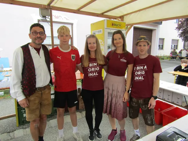Patrick Kluiber (rechts) und sein Uhudler Team.