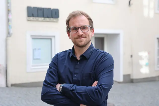 Mit Juli hat Josef Kirchner die Nachfolge von Renate Wurm als Leiterin des Filmkulturzentrums "Das Kino" angetreten.  | Foto: Franz Neumayr