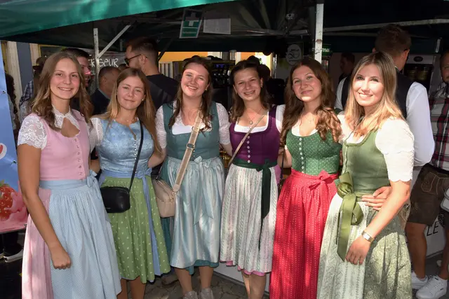 Grund zum Feiern: Am Sonntag fand in Weißkirchen das Marktfest statt.
