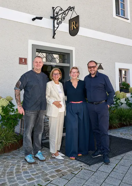 Christian Metzger, Johanna Mikl-Leitner, Stefanie Metzger, Joachim Mayr. | Foto: NLK Pfeiffer