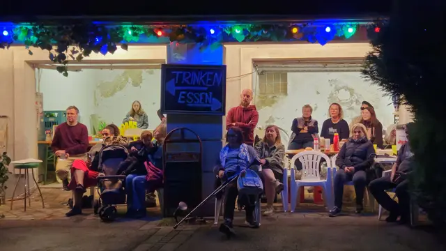 Auch dem Regen wurde beim Open-Air Kino getrotzt. | Foto: Bürgerinitiative Lebenswertes Mattersburg