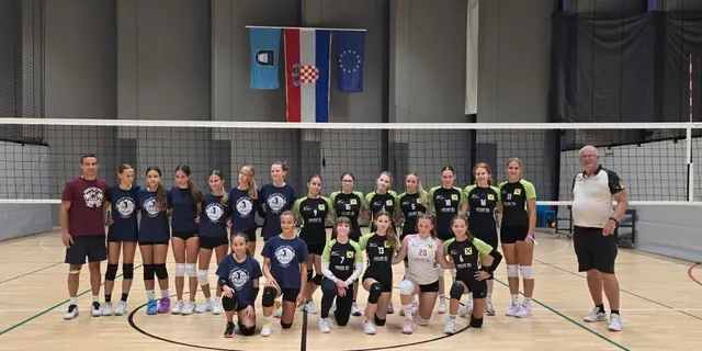 Testspiel der Damen 2 gg OK Vodice im Trainingslager