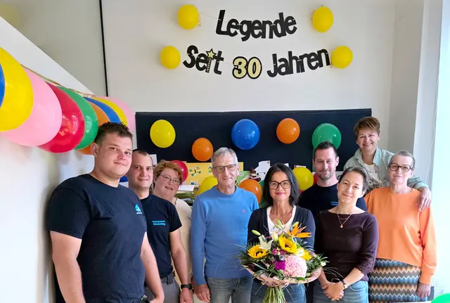 Marcel Nimpf, Maximilian Fichtinger, Isabell Hobegger, Bürgermeister Paul Kirchberger, Amtsleiterin Jutta Sandler, Paul Zottl, Karina Hengstberger, Brigitte Wagner, Christine Holzinger (v.l.). | Foto: Marktgemeinde Ottenschlag
