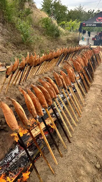 Das Steckerlfischessen ist mittlerweile ein fixer Bestandteil im Veranstaltungskalender der Landjugend Heiligeneich. | Foto: Landjugend Heiligeneich