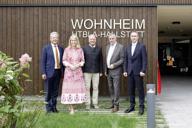 Das neue Wohnheim wurde feierlich eröffnet. | Foto: HTL Hallstatt