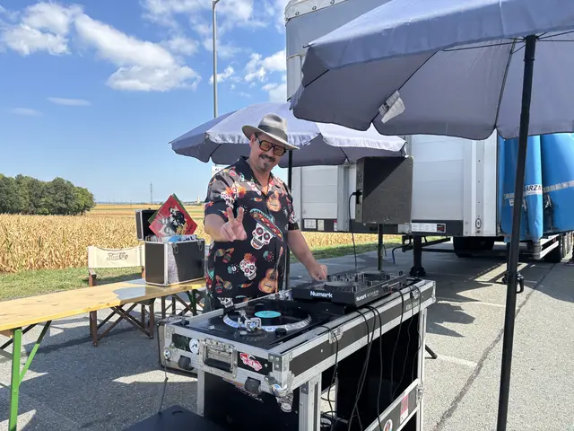 Ein DJ sorgte den ganzen Tag über für gute Stimmung. | Foto: Jennifer Flechl / MeinBezirk