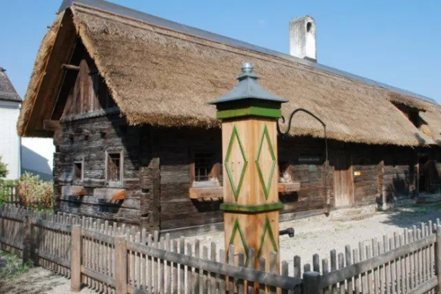 ,,Dochwiiadn” sorgten dafür, dass das Stroh dort blieb, wo es hingehörte. | Foto: NÖ Freilichtmuseum Stadt Haag