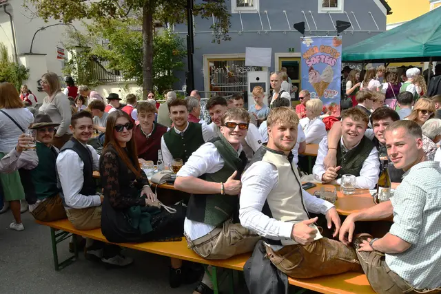 Beim Weißkirchner Marktfest kamen wieder viele Leute zusammen.