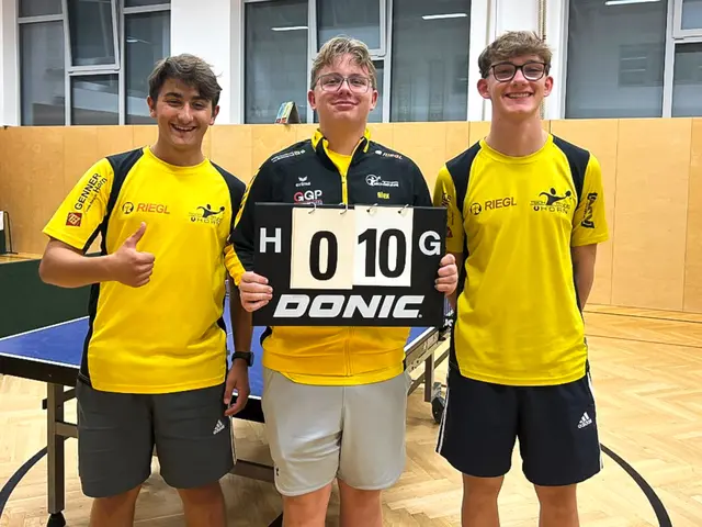 Dominik Stefal, Alexander Müllauer (Ersatzspieler) und Simon Mack (v.l.n.r.). | Foto: Union Horn - Sektion Tischtennis