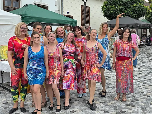 So bunt präsentierte sich der 5. Kunstmarkt in Stadtschlaining. | Foto: Franz Zieserl
