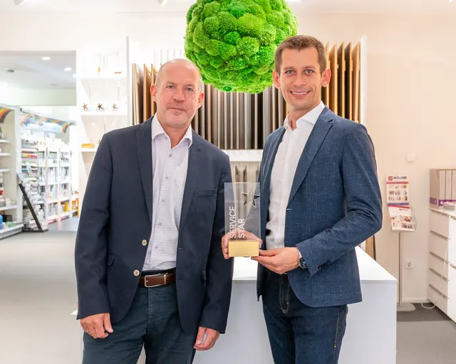 Martin Schuhbeck pon SERVICE&amp;MORE mit Lukas Müllner | Foto: Farbe & Wohnen Müllner