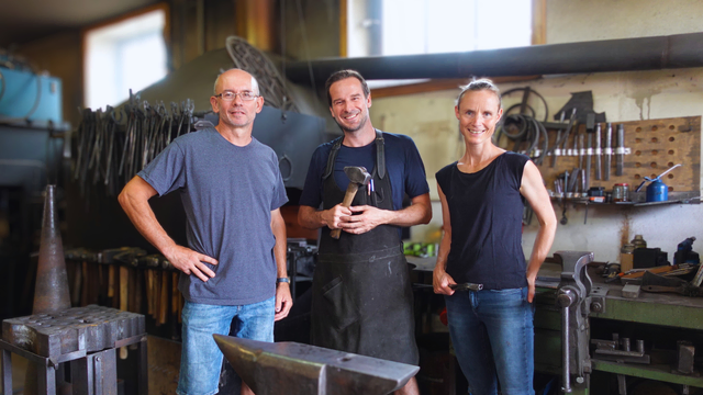 Andreas Hunger (l.) und Astrid Hollaus von der Mühlviertler Alm mit Prozessbegleiter Stefan Stockinger. | Foto: MVA