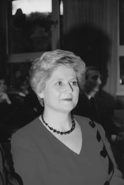 Eleonore Biskup war auch als Lehrerin bzw. Direktorin in Klosterneuburg aktiv: Im Jahr 1970 wechselte Eleonore Biskup als Lehrerin an die Volksschule Kierling. 1972 folgte der Wechsel an die Volksschule Anton-Bruckner-Gasse, deren Leitung ihr schließlich 1981 übertragen wurde. | Foto: Stadtarchiv Klosterneuburg