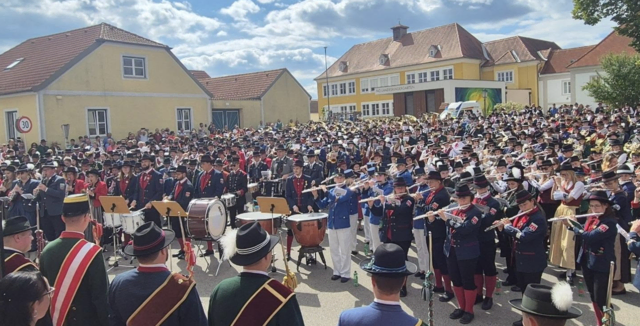 Insgesamt 22 Kapellen stellten sich der Marschmusikbewertung und bewiesen, dass zwischen traditionellem Marsch und modernen Hits jede Menge musikalischer Druck steckt. | Foto: Gemeinde Langau