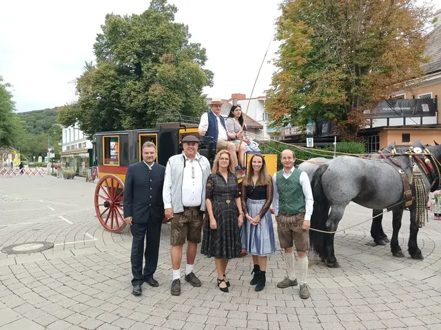 Karl Schlögl, Roman Brunner, Ursula Leopold, Bürgermeisterin Jasmin Klemmer-Schlögl und Albrecht Oppitz. | Foto: Stadtgemeinde Purkersdorf