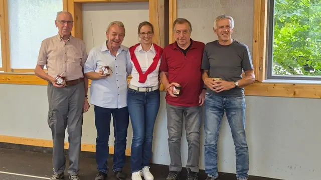 Die Gründungsmitglieder – seit 50 Jahren eng mit den Naturfreunden Hollenstein verbunden und Wegbereiter einer erfolgreichen Vereinsgeschichte. vlnr.: Herbert Zebenholzer sen., Herbert Prüller, Bgm. Manuela Zebenholzer, Willi Eschauer, Hans Blaimauer (nicht am Bild Kurt Gruber, Alois Sonnleitner; verstorben Sepp Gruber Bgm. a.D., Rudolf Hageneder)
 | Foto: Naturfreunde Hollenstein