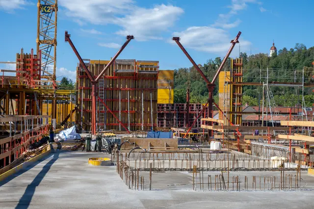 Die künftige Stadtterrasse wird Blick auf den Schloßberg bieten. | Foto: BIG/Klaus Grill