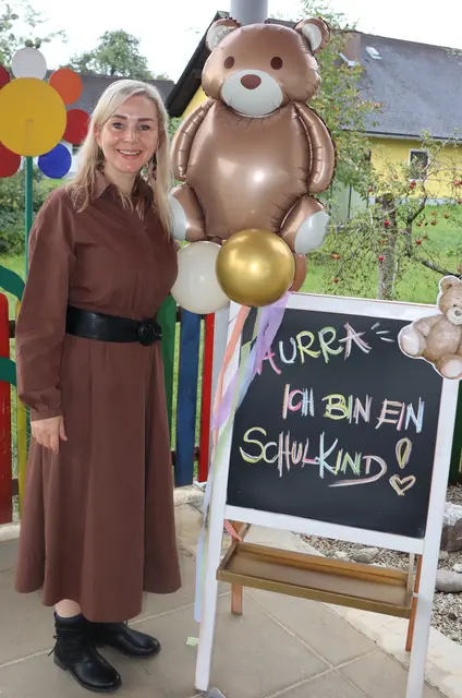Fühlt sich happy wie ein Schulkind - Schulleiterin Bianca Bresnik | Foto: Gerhard Langmann