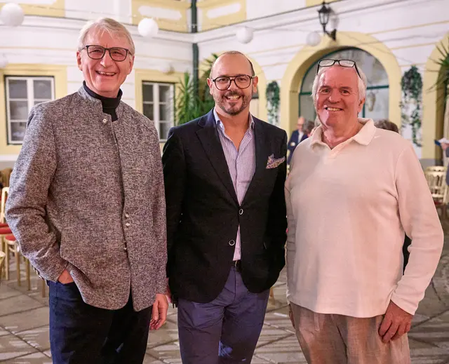 Hans Rupp (Obmann Club of Rome Carnuntum); Michael Linsbauer (künstlerischer Leiter der Klassikkonzertreihe „Haydnregion Niederösterreich“); Leo Wittner (Dirigent/Camerata Carnuntum) | Foto: Fabian Sorger