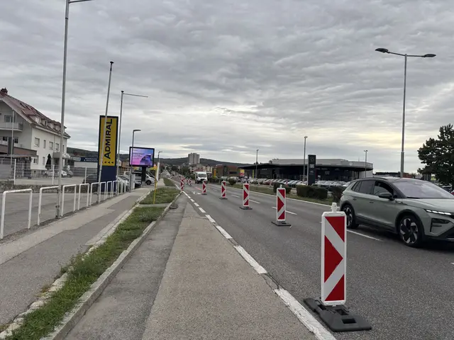 Der Lokalaugenschein an einem Wochentag um 7.40 Uhr zeigt einen flüssigen Verkehr auf der Mattersburger Straße. | Foto: Sandra Koeune / MeinBezirk