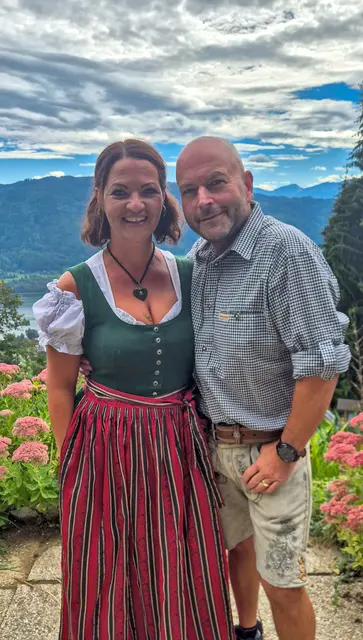 René Koch und seine Partnerin Nicole Bundi übernehmen mit ihrem Team die Pöllinger Hütte. | Foto: René Koch