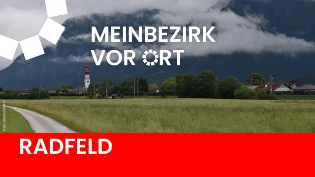 Bezirksblätter vor Ort in Radfeld.  | Foto: Barbara Fluckinger