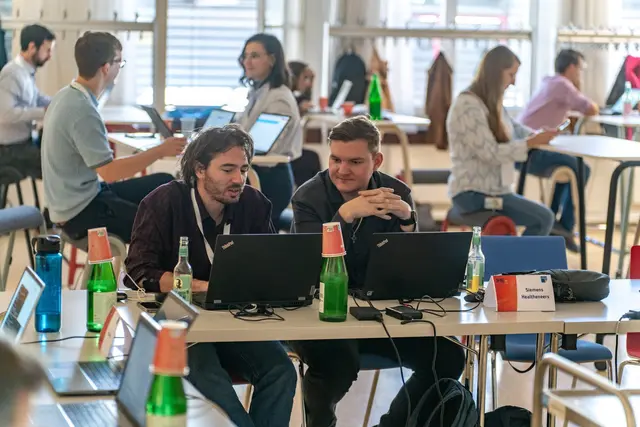 Beim ELGA Projectathon testen IT-Unternehmen und Entwickler die Interoperabilität ihrer Software-Produkte für das Gesundheitswesen. | Foto: Land Steiermark / Jakob Grill