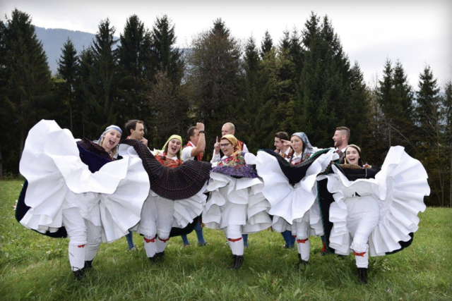 Der traditionelle Egger Kirchtag in Egg zählt zu den kulturellen Höhepunkten im Jahreskreis der Region und ist tief im Brauchtum verwurzelt. | Foto: Privat