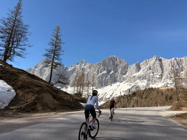 Im Winter die Langlaufski, im Sommer das Fahrrad. | Foto: Privat