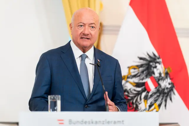 Nicht nur Österreich, auch die EU soll sparen, meint Bundeskanzler Stocker. | Foto: BKA/Florian Schrötter