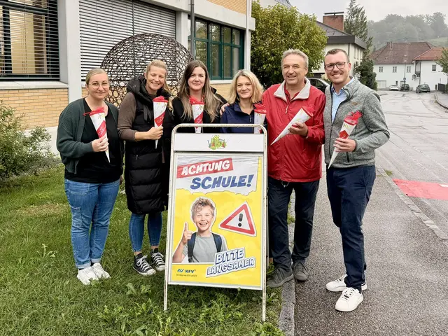 Lisa Kaliauer, Bianca Görtz, Daniela Füreder, Sabine Strasser, Christian Bachmair und Lukas Russ. | Foto: SPÖ Wallern