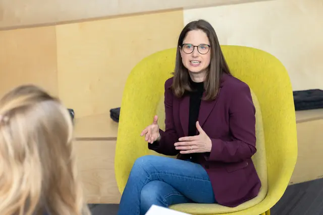„Parteien können vieles versprechen. Erst im Budget sieht man, ob dafür tatsächlich Mittel vorgesehen sind", sagt Politikwissenschafterin Katrin Praprotnik von der Uni Graz im Interview mit MeinBezirk.  | Foto: Konstantinov