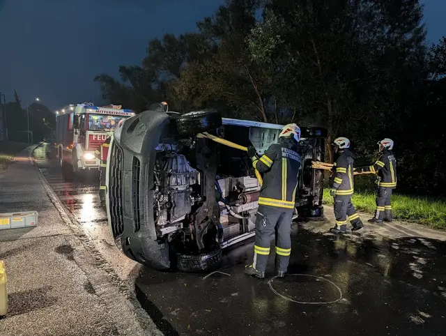 FF Mitterkirchen im Einsatz. | Foto: FF Mitterkirchen
