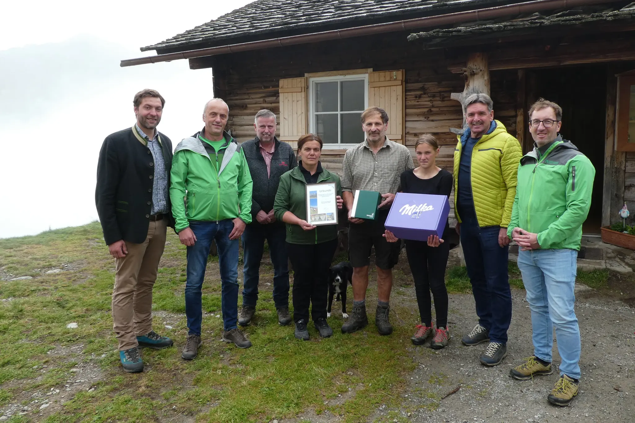 Award given: Dichtl family is “Alpine Herdsman Family of the Year 2026” - ...