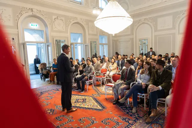 35 Erwachsenen und 12 Kindern aus elf Herkunftsländern wurde die Staatsbürgerschaft verliehen. | Foto: LPD Kärnten/Just