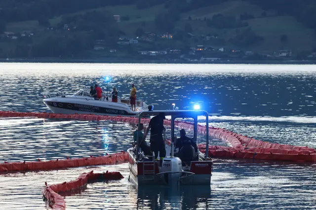 Ende August stürzte ein Kleinflugzeug in den Attersee. Die zwei Insassen, der Fluglehrer und seine Flugschülerin, starben dabei.  | Foto: Laumat.at