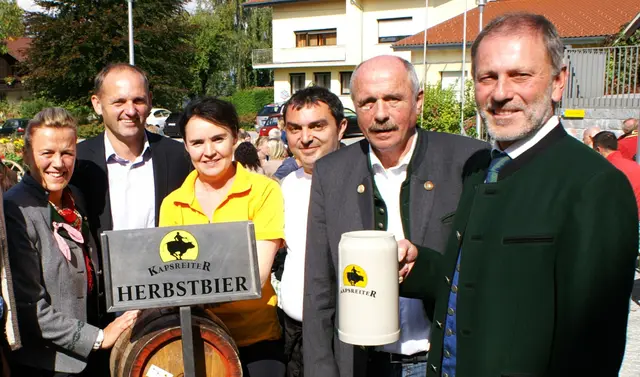 Eröffnung Freinberger Herbst am Dorfplatz im Jahr 2007. | Foto: Franz Gruber