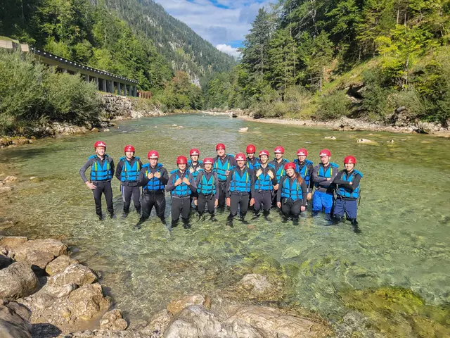 Der Lehrlingsausflug ist ein Fixpunkt im #TeamJosko-Kalender: Dieses Jahr ging's zum Rafting und gemeinsamen Grillen.