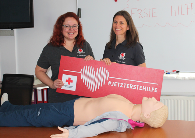 Anna Klara Krump (l.) übernimmt die Agenden von Julia Ammerstorfer. | Foto: OÖRK Auer