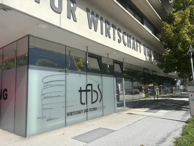 Die Berufsschule TFBS in Kufstein bildet Fachkräfte von morgen aus und bietet Jugendlichen eine praxisnahe Ausbildung. | Foto: Martina Obertimpfler 