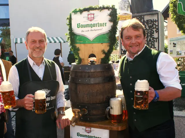 Tradition, eigenes „Süppchen“ und gelebte Gastlichkeit beim Freinberger Herbst: Dazu gehört das „Freinberger Herbstbier“, das Diplombraumeister Michael Moritz (Brauerei Baumgartner) extra für die Freinberger Wirte (kocht) braut. | Foto: Franz Gruber