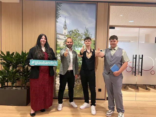 Anja Dumfahrt, Stefan Kaltenböck, Andrej Petrovic und Elias-Noel Grünbacher. | Foto: Sparkasse Horn-Ravelsbach-Kirchberg AG