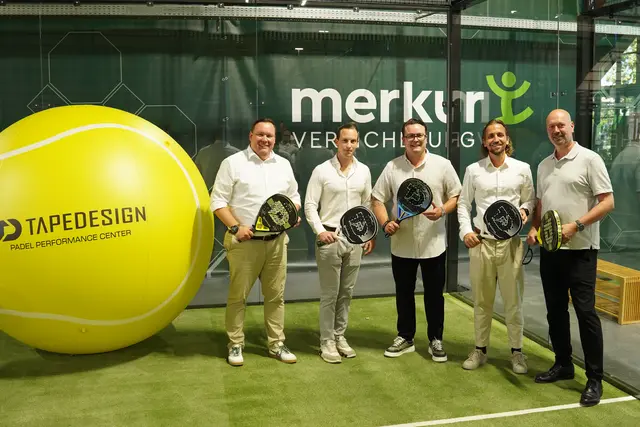 Ab 1. Oktober kann im Oberstock der Halle D auf dem Grazer Messegelände Padel gespielt werden.  | Foto: Merkur Versicherung