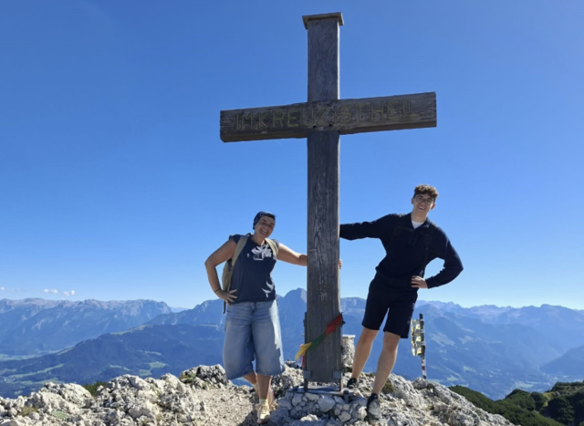 Beim Wandern am Untersberg kam die 13-köpfige Reisegruppe sportlich auf ihre Kosten. | Foto: Daniela Dangl